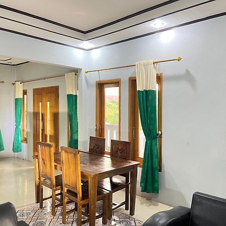 Villa Mutiara Citra Puncak Bu Eva Sampal 외부 사진