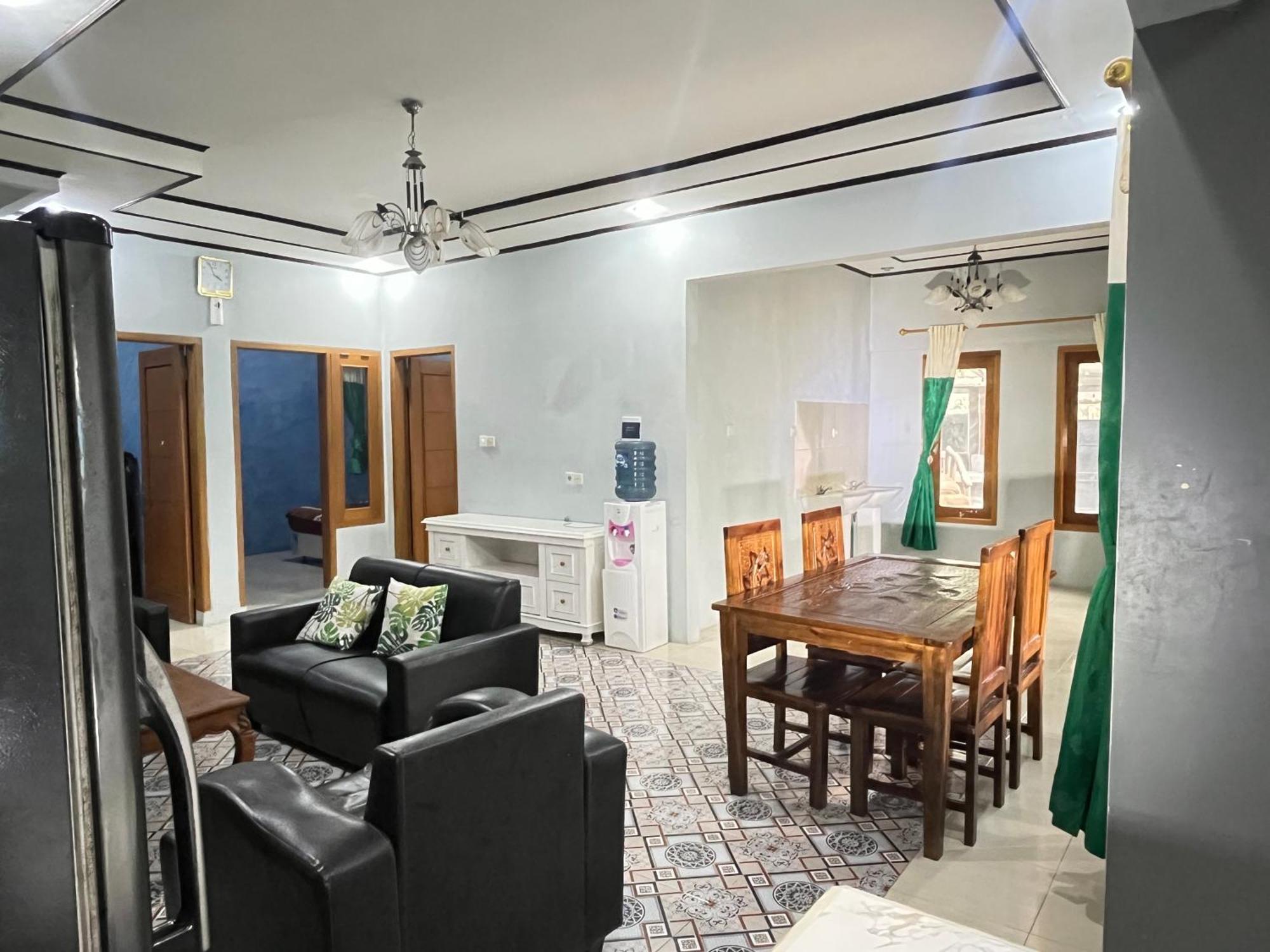 Villa Mutiara Citra Puncak Bu Eva Sampal 외부 사진